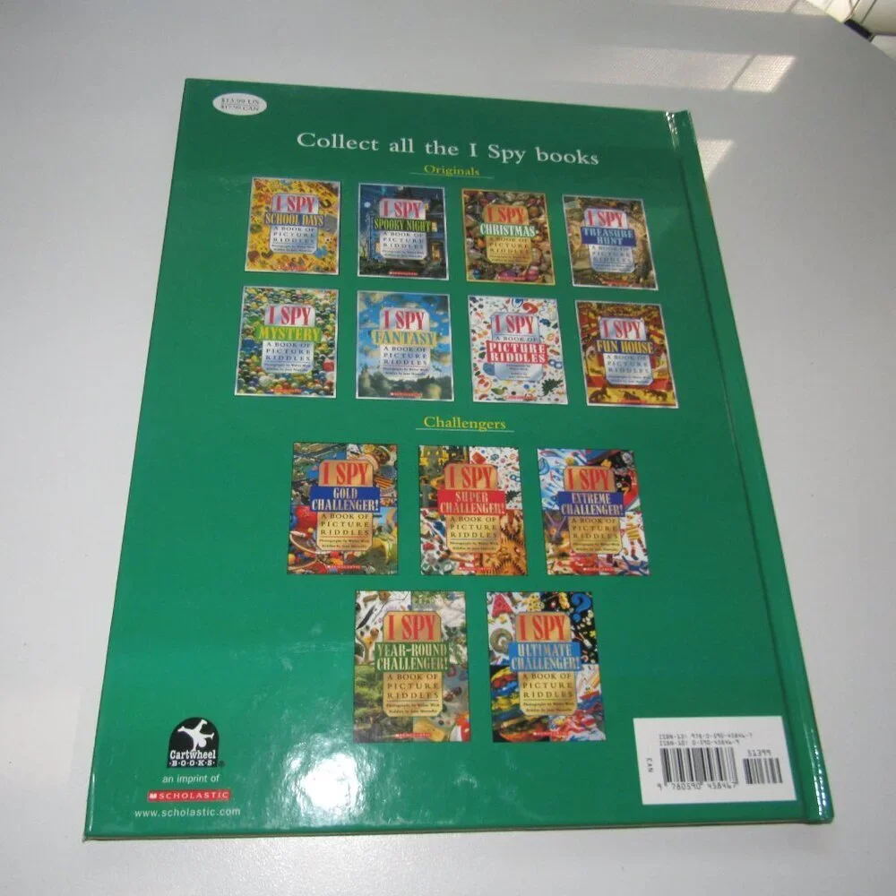 Vintage I Spy Christmas Hardcover Puzzle Book • Scholastic Cartwheel • 1992